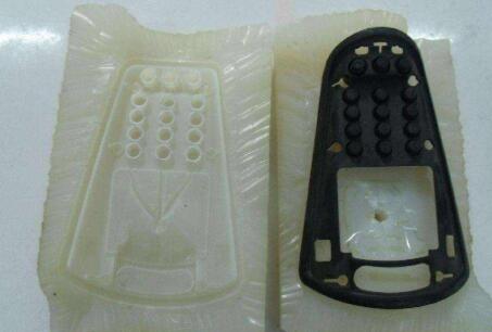 小批量快速模具流程：手板CNC制作或3D打印样件出来后..